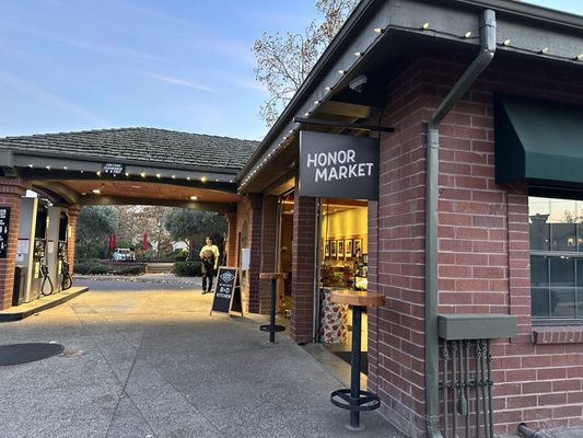 Honor Market
